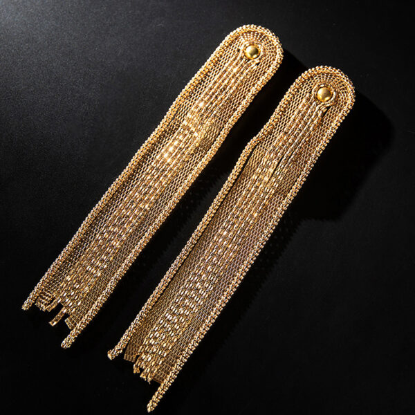 epaulettes
