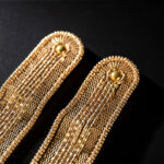 epaulettes